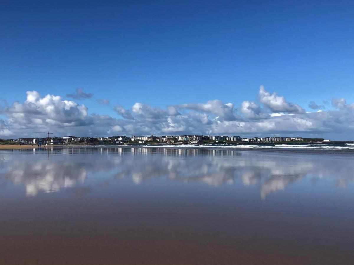 Cosy 3 Bedroom Apartment In Central Portrush With Sea Views Экстерьер фото